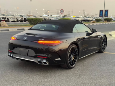 2023 Mercedes-Benz AMG SL 63 4.0-liter twin-turbocharged V8 Petrol Engine Black Convertible Clean Car