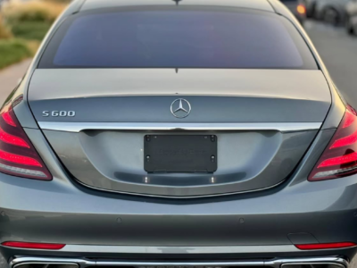 2018 Mercedes-Benz S 600 L 6.0-liter twin-turbocharged V12 Engine Grey Beige Sedan Clean Car