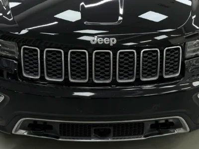 2017 Jeep Grand Cherokee Limited 6 Cylinders Petrol Engine Black Beige SUV GCC Specs Automatic