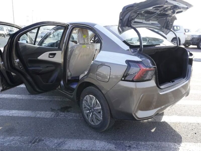 2027 Suzuki Dzire 1.2 Litres 3 Cylinders Petrol Engine Bronze Beige Sedan GCC Specs