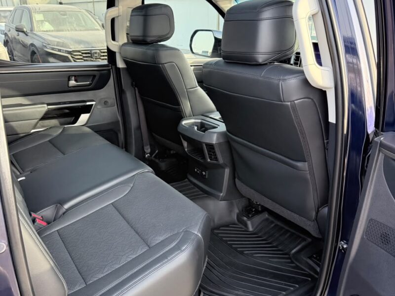 2023 TOYOTA TUNDRA LIMITED 4x4 3.4L V6 Cylinders Petrol Engine Dark Blue Black Pickup Truck