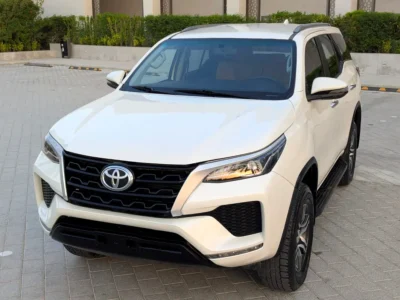 2022 Toyota Fortuner GX 2.8 Litres 4 Cylinders Diesel Engine White Beige SUV GCC Specs