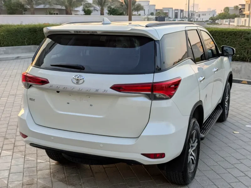 2022 Toyota Fortuner GX 2.8 Litres 4 Cylinders Diesel Engine White Beige SUV GCC Specs