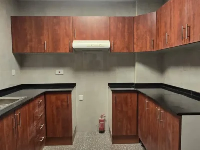 931 sqft SPACIOUS 1 BED | 2 BATH | CAR PARK | FOR SALE@850K