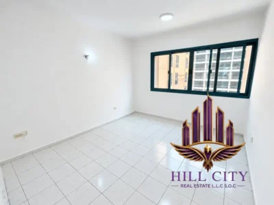 1,461 sqft Spacious 2 BHK Apartment for Rent in Mankhool | Balcony and Laundry Room