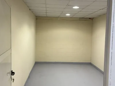 450 sqft Less Price Warehouse Available for Rent in Dubai Al Qouz