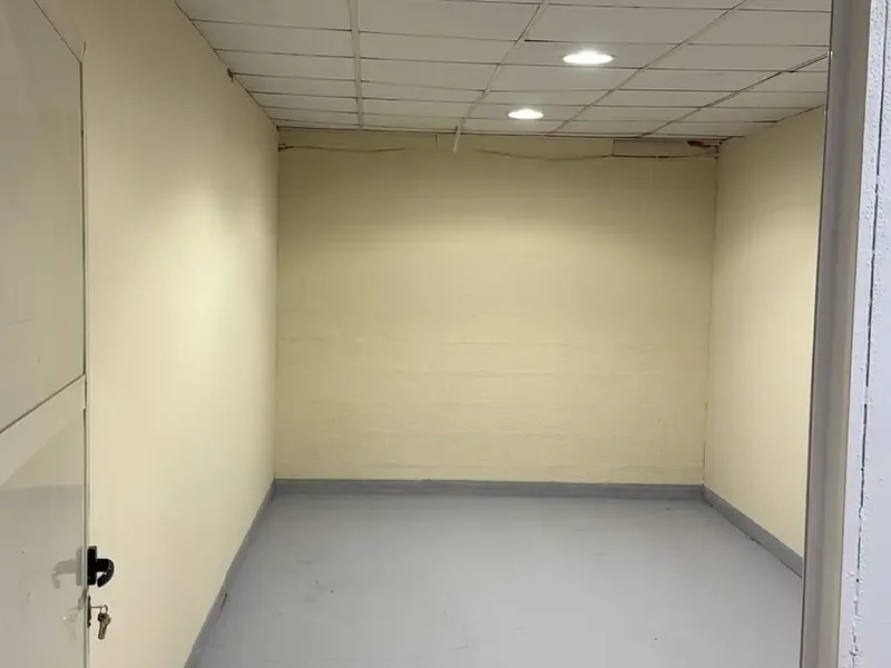 450 sqft Less Price Warehouse Available for Rent in Dubai Al Qouz