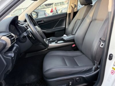 2014 LEXUS IS 250 2.5 Litres V6 Cylinders Petrol Engine White Black Sedan American Specs