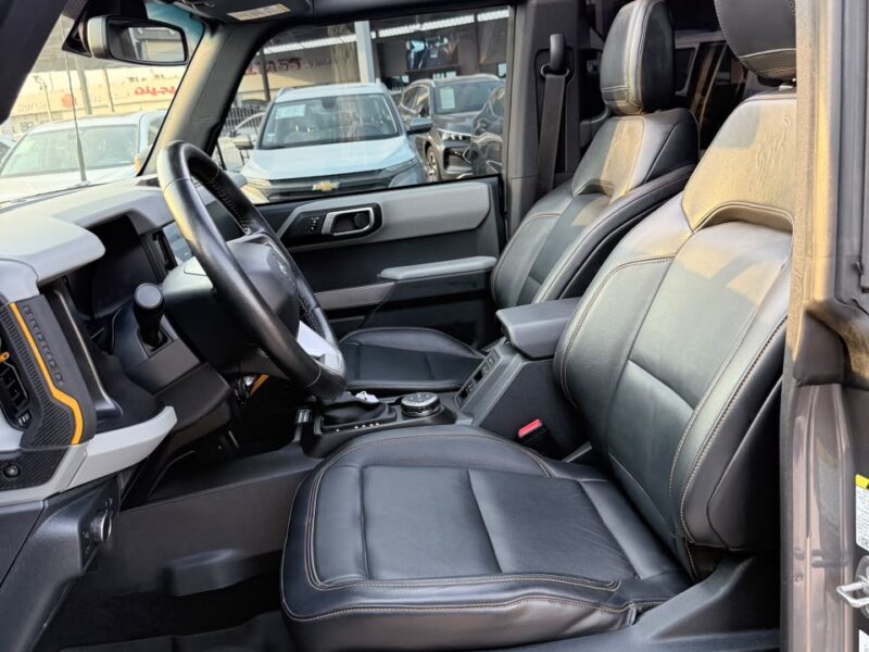 2021 FORD BRONCO 4X4 2.7 Litres 4 Cylinders Petrol Engine Grey Black SUV American Specs