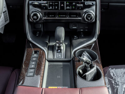 2026 Lexus LX700h Signature 3.5L V6 Twin-Turbo Hybrid Engine Silver Red SUV GCC Specs