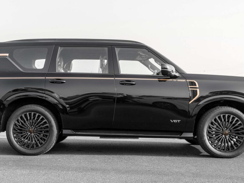 2027 Nissan Patrol 75th Anniversary 3.5L V6 Twin-Turbo Petrol Engine Black Brown SUV GCC Specs
