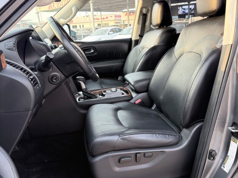 2022 NISSAN ARMADA SL 4WD 5.6L V8 VVT Petrol Engine Grey Black SUV American Specs