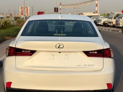 2014 LEXUS IS 250 2.5 Litres V6 Cylinders Petrol Engine White Black Sedan American Specs
