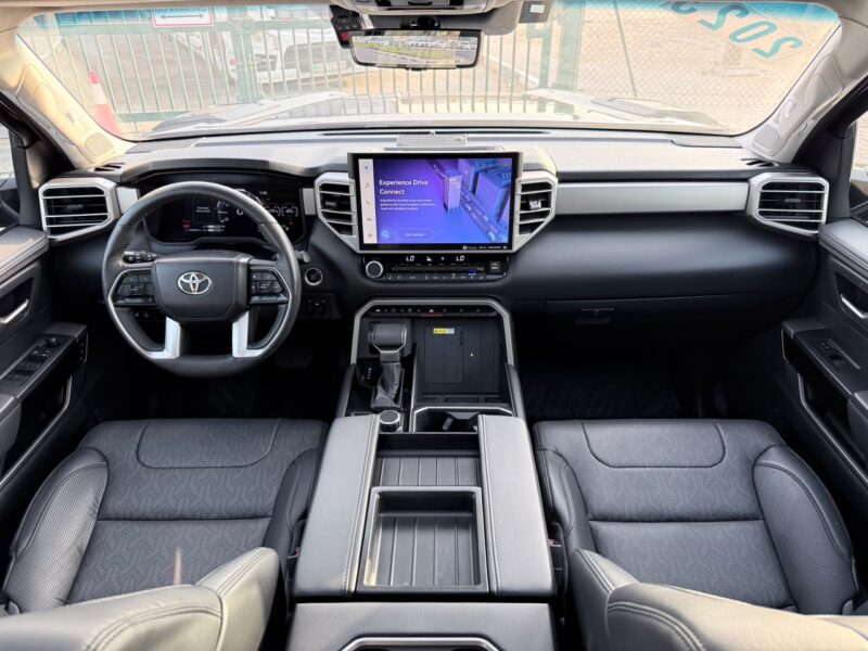 2023 TOYOTA TUNDRA LIMITED 4x4 3.4L V6 Cylinders Petrol Engine Dark Blue Black Pickup Truck