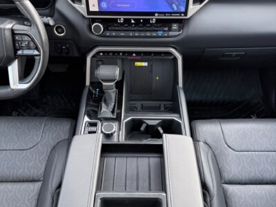 2023 TOYOTA TUNDRA LIMITED 4x4 3.4L V6 Cylinders Petrol Engine Dark Blue Black Pickup Truck
