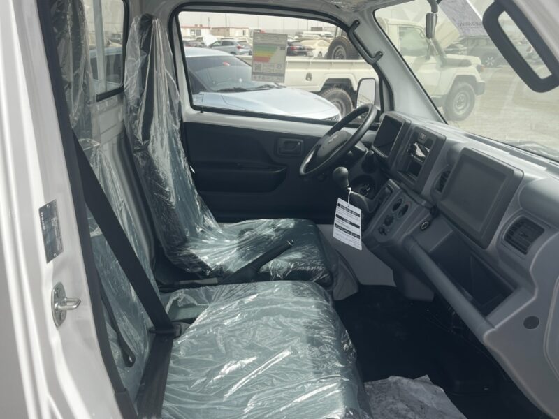2027 Suzuki Carry 1.5L Four-Cylinder Petrol Engine White Black Pickup Truck GCC Specs