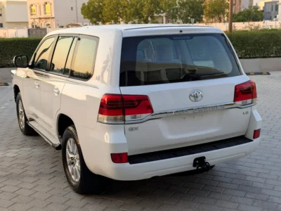 2018 Toyota Land Cruiser GX 4.0 Litres V6 Petrol Engine White Beige SUV GCC Specs