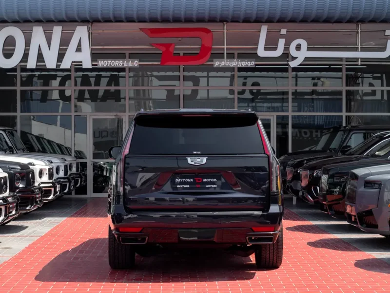 2024 Cadillac Escalade Sport Platinum 6.2 Litres V8 Petrol Engine Black SUV Japanese Specs
