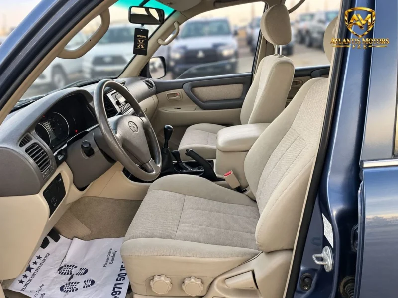 2007 Toyota Land Cruiser GX 4.5 Litres 6 Cylinders Petrol Engine Blue Beige SUV GCC Specs