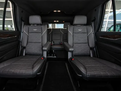 2024 Cadillac Escalade Sport Platinum 6.2 Litres V8 Petrol Engine Black SUV Japanese Specs