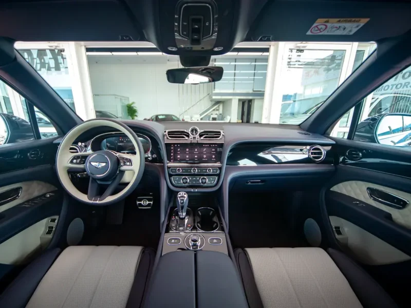 2021 Bentley Bentayga Standard 4.0L V8 Twin-Turbo Engine Grey Black SUV Japanese Specs