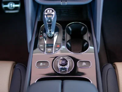 2021 Bentley Bentayga Standard 4.0L V8 Twin-Turbo Engine Grey Black SUV Japanese Specs