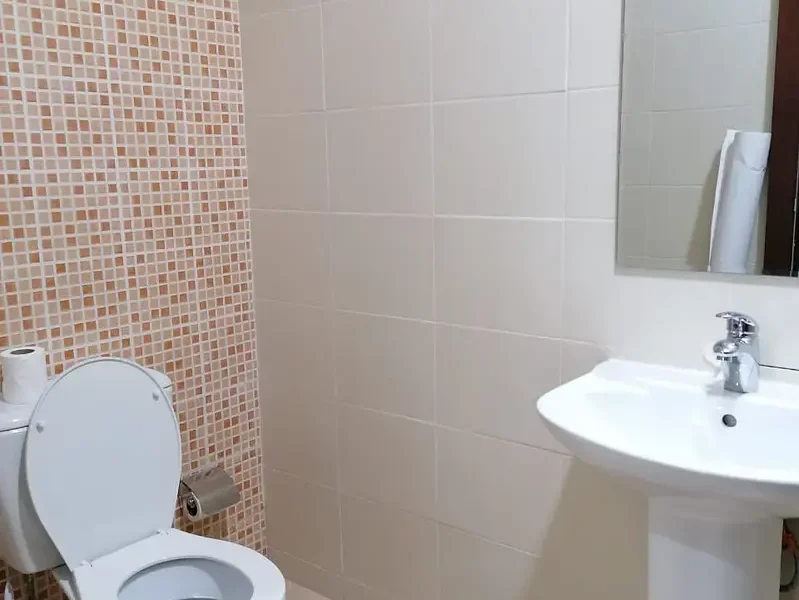 Fully Furnished Office with Pantry and Toilet * 1250 Sqft * Burlington Tower
