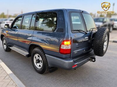2007 Toyota Land Cruiser GX 4.5 Litres 6 Cylinders Petrol Engine Blue Beige SUV GCC Specs
