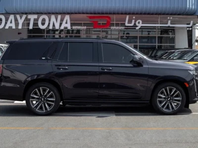 2024 Cadillac Escalade Sport Platinum 6.2 Litres V8 Petrol Engine Black SUV Japanese Specs