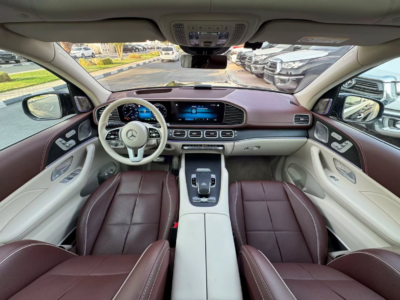 2021 MERCEDES-MAYBACH GLS 600 4.0 Litres V8 Biturbo Petrol Engine Black Maroon SUV Clean Car