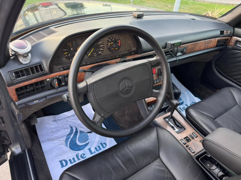 1989 Mercedes-Benz 560SEL 5.5-liter naturally aspirated V8 Petrol Engine Black Sedan RWD