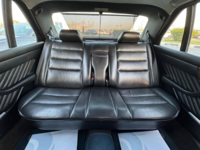 1989 Mercedes-Benz 560SEL 5.5-liter naturally aspirated V8 Petrol Engine Black Sedan RWD