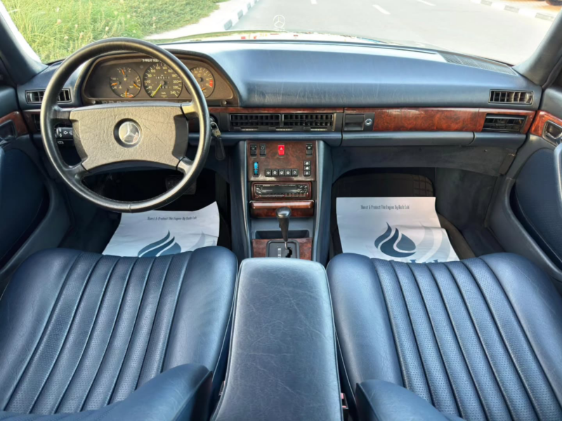 1991 Mercedes-Benz 300 SEL 3.0 Litres inline-six Petrol Engine Black Blue Sedan Neat and Clean Car