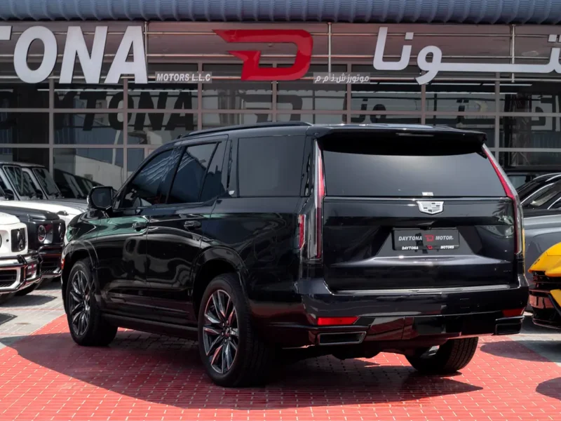 2024 Cadillac Escalade Sport Platinum 6.2 Litres V8 Petrol Engine Black SUV Japanese Specs