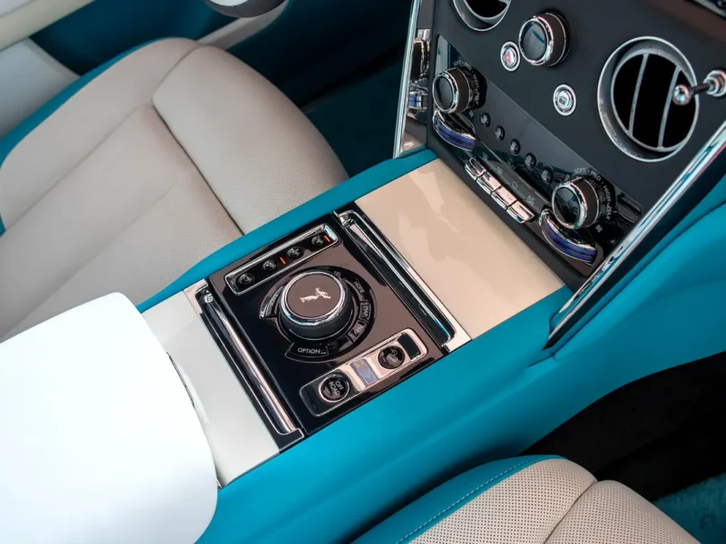 2025 Rolls-Royce Cullinan Silver Badge V12 Twin-Turbo 6.75L Grey blue SUV Japanese Specs