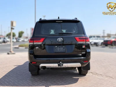 2026 Toyota Land Cruiser GR SPORT 3.5L 6 Cylinders Hybrid Engine Black Red SUV GCC