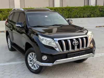 2017 Toyota Prado VXR 2.7 Litres 4-Cylinder Petrol Engine Black Brown SUV GCC Specs