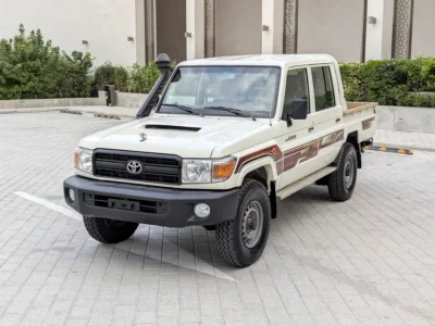 2018 Toyota Land Cruiser 70 Series LC 79 LX 4.5L V8 Diesel Engine White Beige Pickup Truck