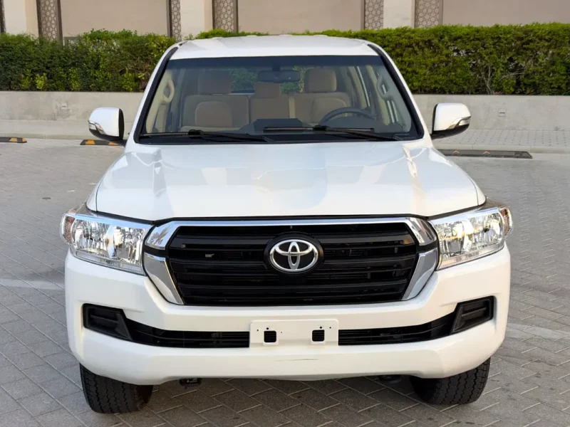 2018 Toyota Land Cruiser GX 4.0 Litres V6 Petrol Engine White Beige SUV GCC Specs