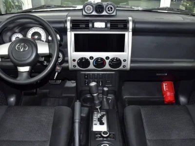 2023 Toyota FJ Cruiser GXR 4.0 Litres 6 Cylinders Petrol Engine Silver Black SUV GCC Specs