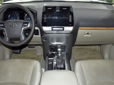 2023 Toyota Prado VXR 6 Cylinders Petrol Engine White Beige SUV GCC Specs Automatic