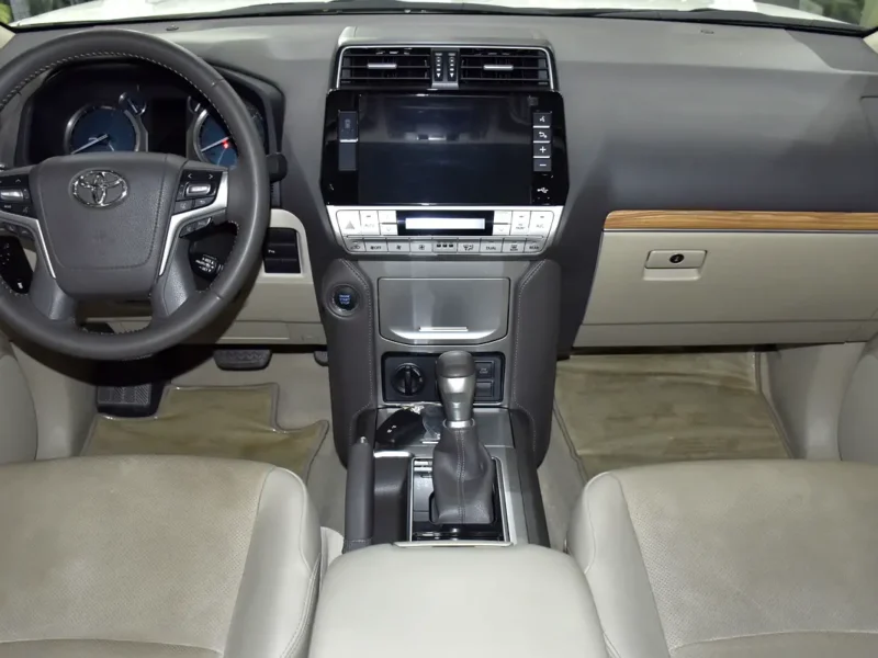 2023 Toyota Prado VXR 6 Cylinders Petrol Engine White Beige SUV GCC Specs Automatic
