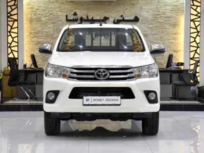 2025 Toyota Hilux Double Cab DLS 4 Cylinders Diesel Engine White Maroon Pickup Truck GCC
