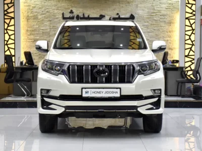2023 Toyota Prado VXR 6 Cylinders Petrol Engine White Beige SUV GCC Specs Automatic