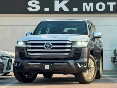 2026 Toyota Land Cruiser VX 3.3 Litres 6 Cylinders Diesel Twin-Turbo Engine Grey Black SUV