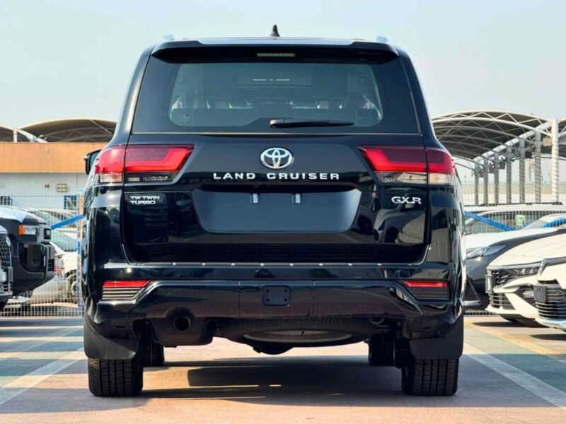 2026 Toyota Land Cruiser GXR 3.3L 6 Cylinders Diesel Twin-Turbo Petrol Engine Black SUV