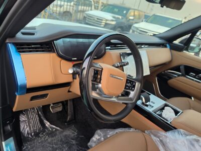 2027 Land Rover RANGE ROVER 4.4 Litres 8 Cylinders Twin Turbo Petrol Engine Black Tan SUV