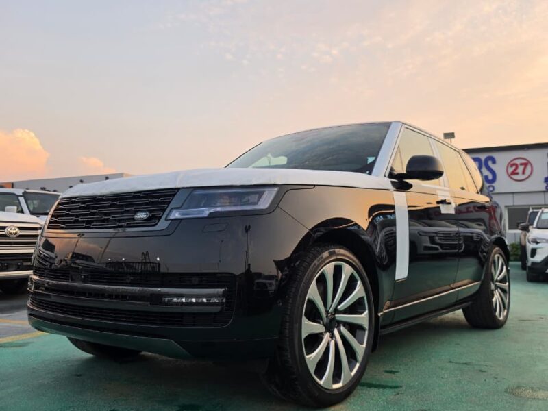 2027 Land Rover RANGE ROVER 3.0 Litres 6 Cylinders Petrol Engine Black Tan SUV GCC