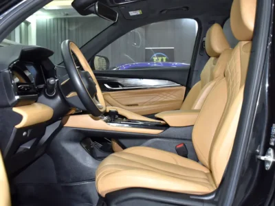 2024 Geely Monjaro GF 2.0-liter Turbocharged 4-cylinder Petrol Engine Black Tan SUV GCC