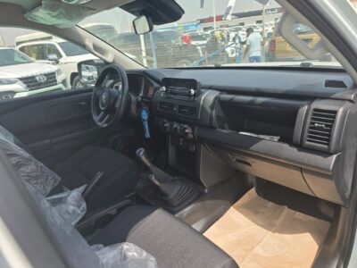 2027 MITSUBISHI L200 DOUBLE CAB 2.4L 4 Cylinders DIESEL MANUAL White Black Pickup
